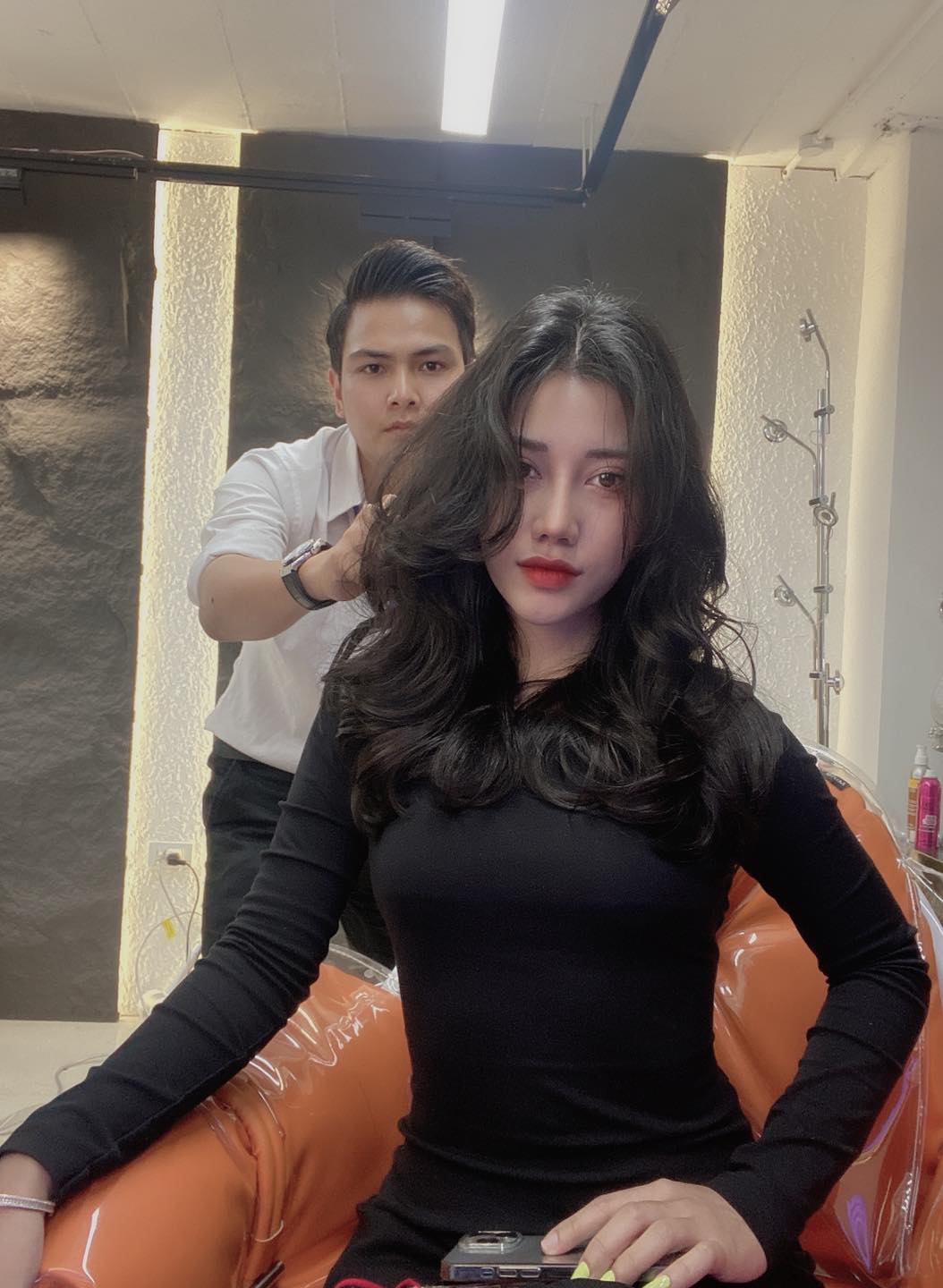 Uốn layer Đặc sản tại Hair Salon Trịnh Saser