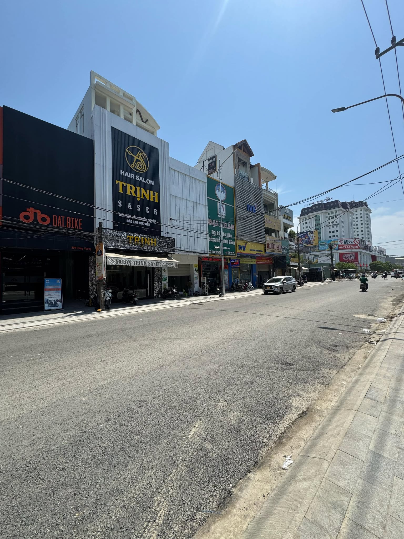 salon-trinh-3