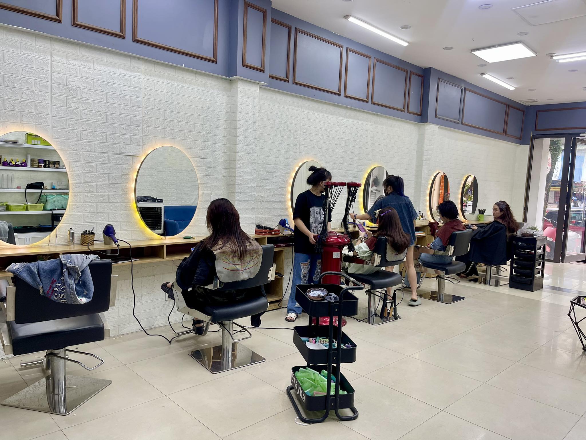 salon-lam-toc-dep-nhat-tai-lao-cai-2