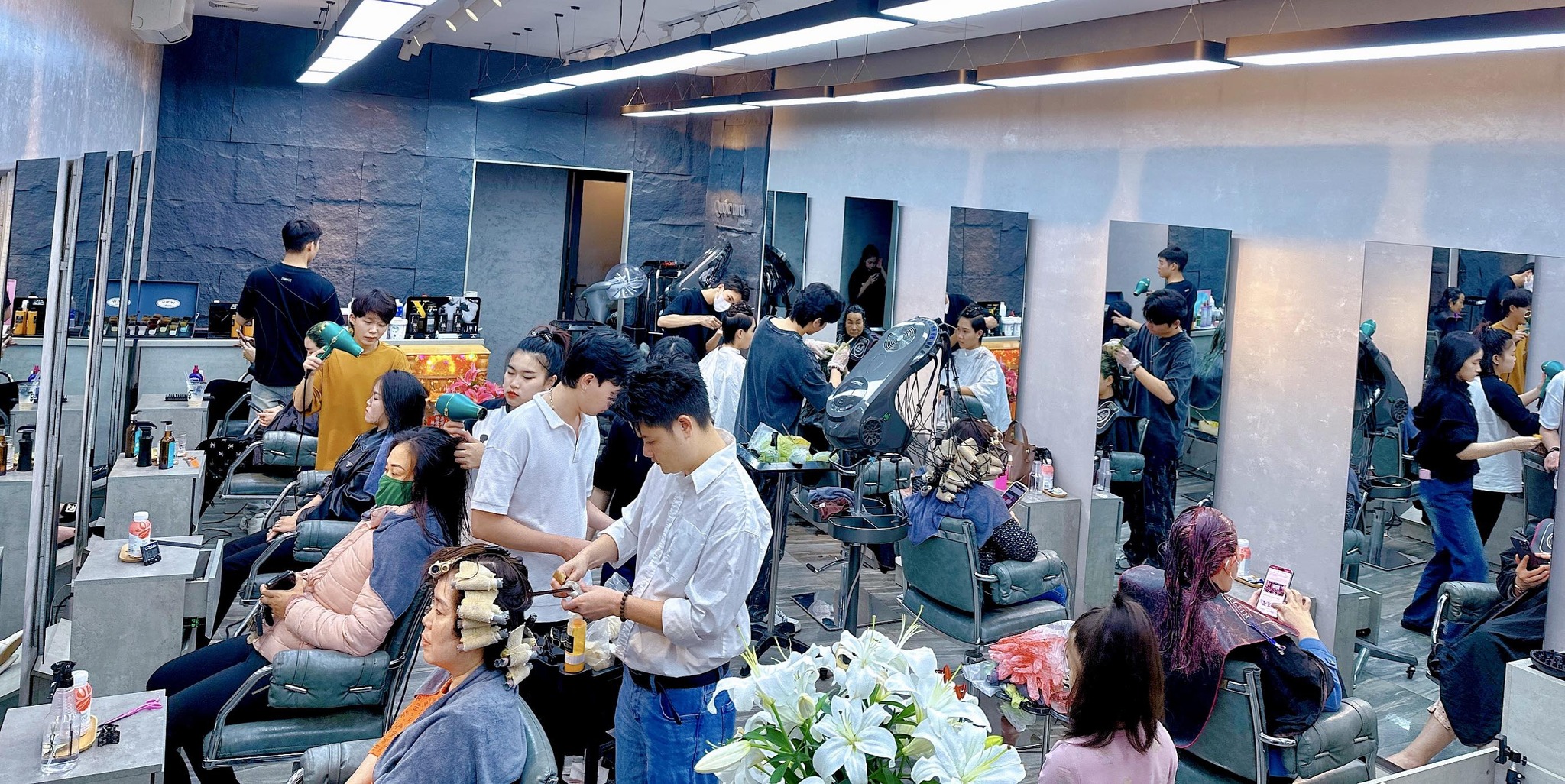 salon-lam-toc-nu-tai-quang-binh-1