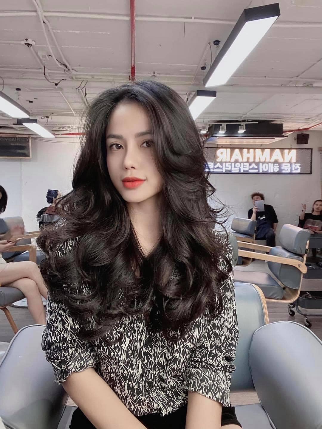 salon-toc-nu-tai-hoa-binh-2